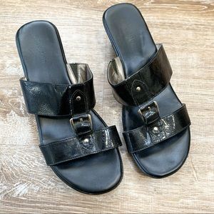 Kate Ann Wedged Black Sandals.